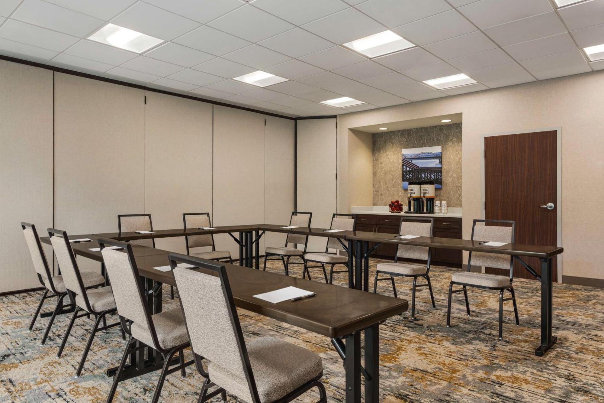 Hampton Inn & Suites Pittsburgh Waterfront West Homestead Exterior foto